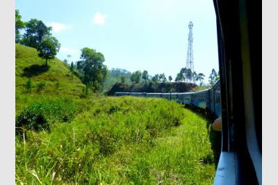 The blue train - from Kandy to Ella - Sri Lanka - 14.02